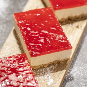 Brenell Desserts - Strawberry Cheesecake Slice